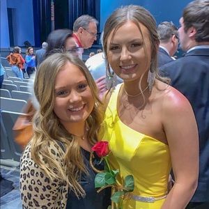 Meet your Posher, Madeline